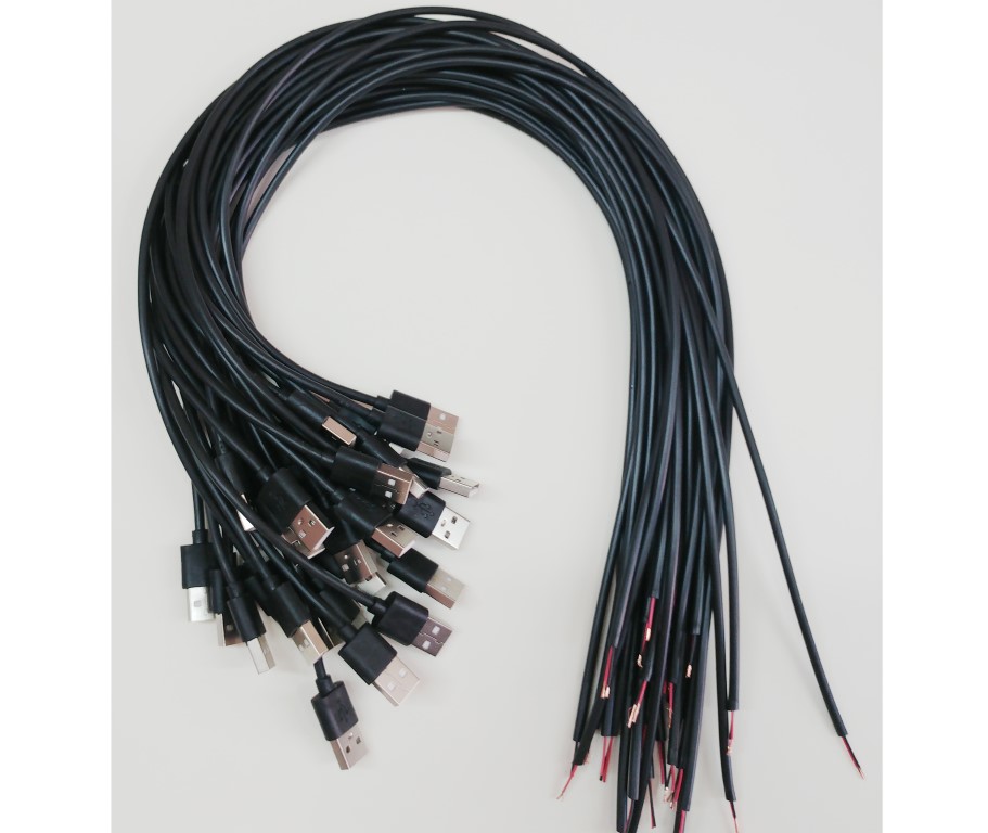 Bir ucu açık USB Güç Kablo image